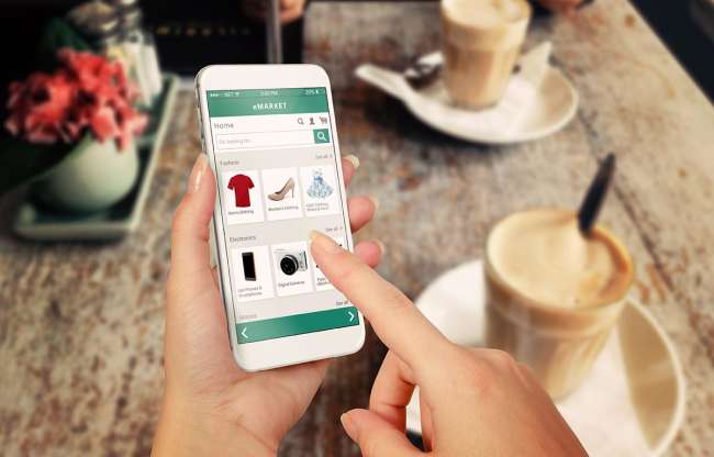 eCommerce-SEO-agencies A person shopping online