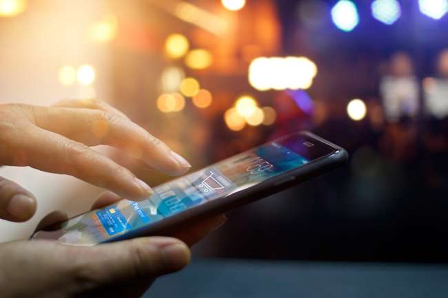 mobile-app-marketing-strategy browsing on smartphone