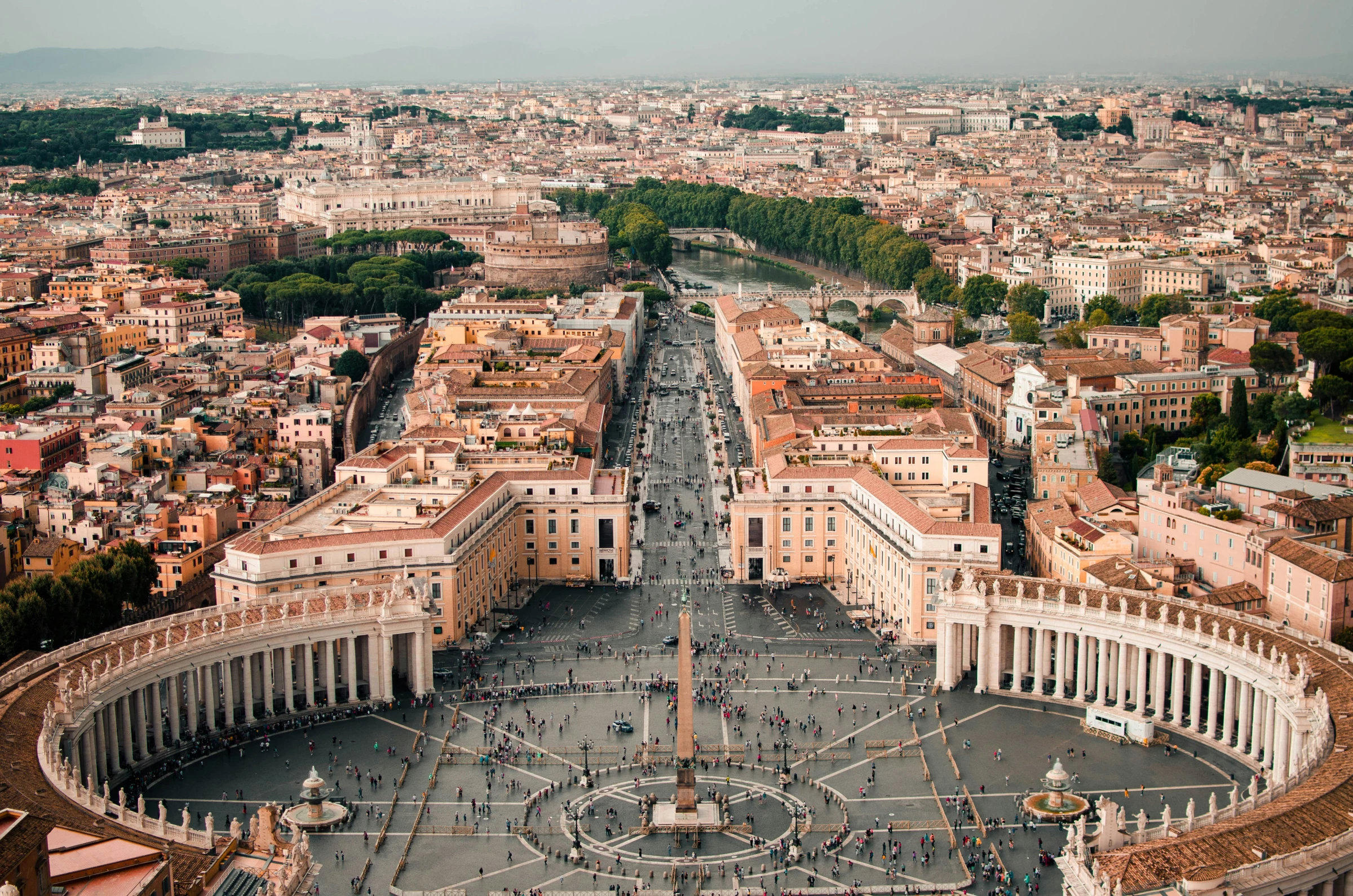 Rome completes the top 10 list of spring destinations for digital nomads.