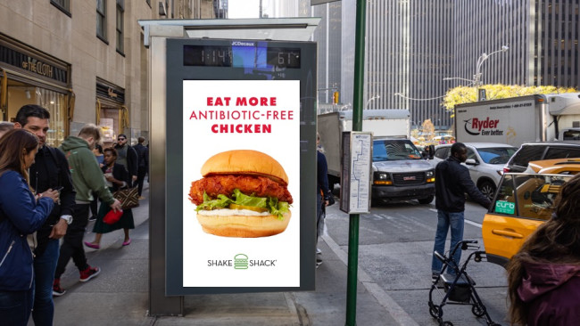 Shake Shack's Digital Billboard Shake Shack takes a jab at competitor Chik-fil-A's announcment that it would no longer be serving antibiotic-free chicken.