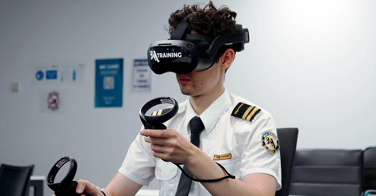 One of the benefits of virtual reality in business is pilot training using VR