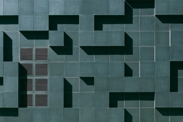 Using modern geometric shapes is one of the best web design trends in 2024