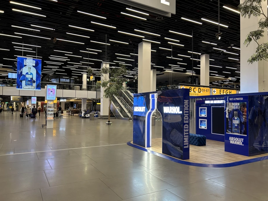 The Absolut Warhol Activation at Schiphol Airport | Source: Impero