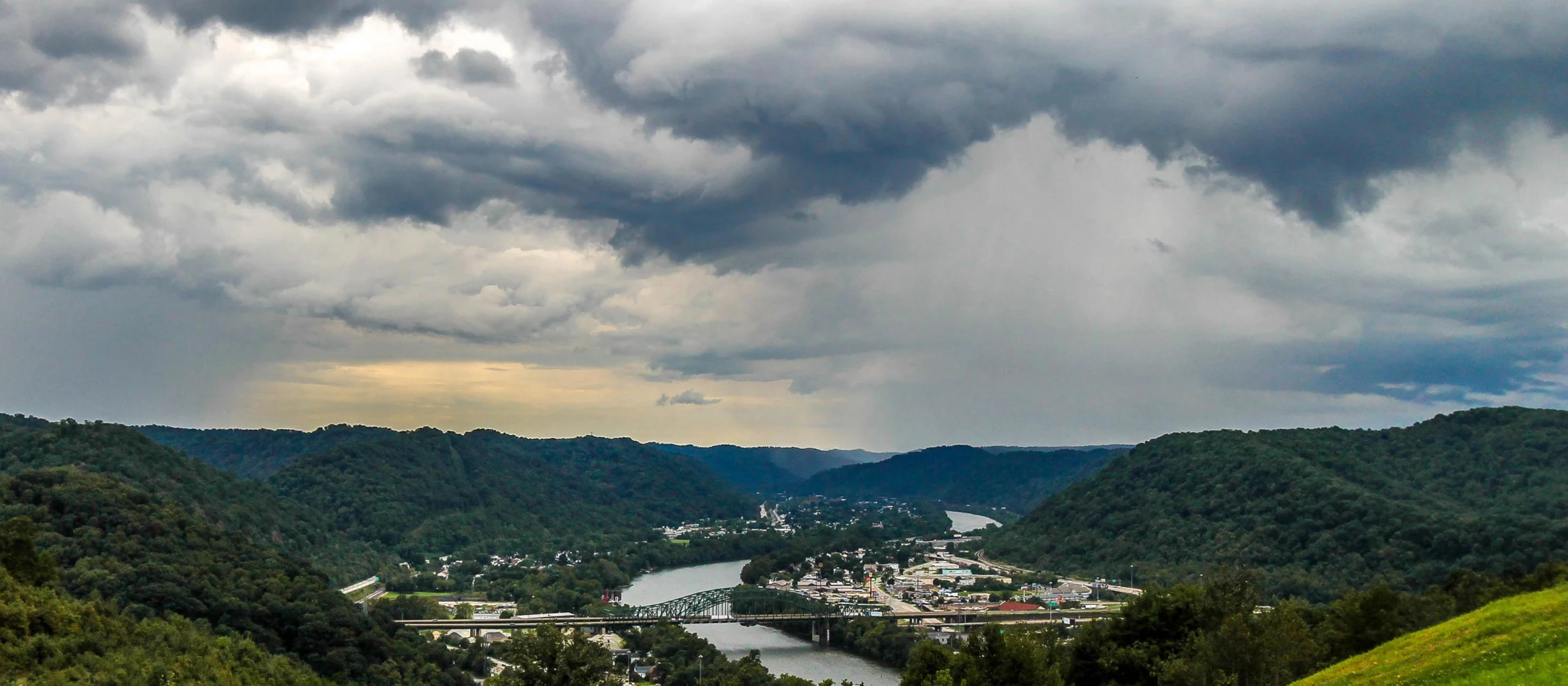 A view of the eastern part of Charleston, the largest city in West Virginia.