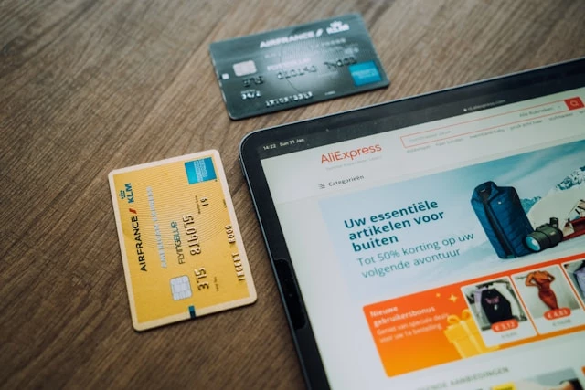 credit-cards-and-a-tab Credit cards and a tab