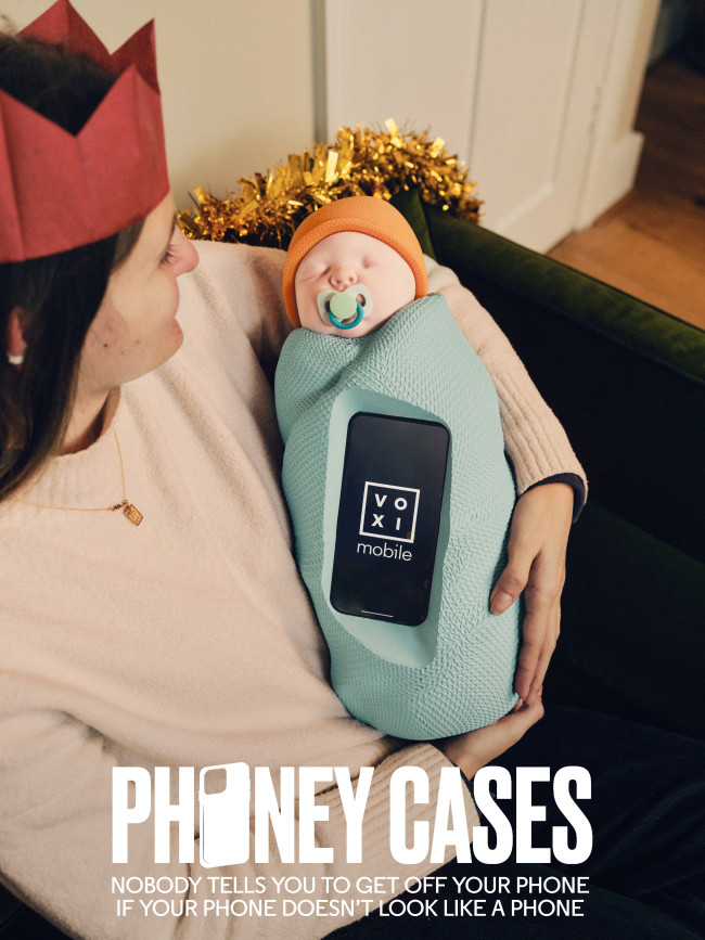 VOXI Mobile's "Baby" case VOXI Mobile's "Baby" case