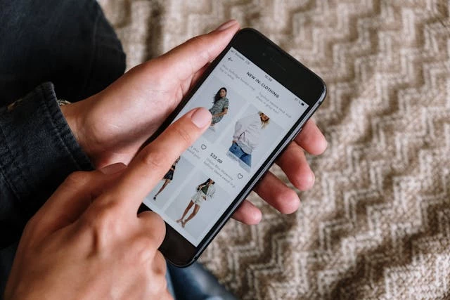 Person shopping on mobile