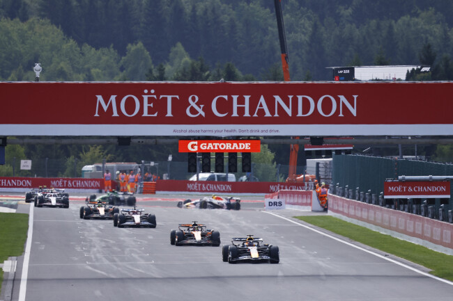 Moët & Chandon rebranding Moët & Chandon rebrading