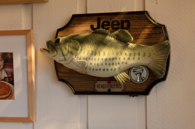 The Big Mouth Billy Bass animatronic is a '90s pop-culture object.